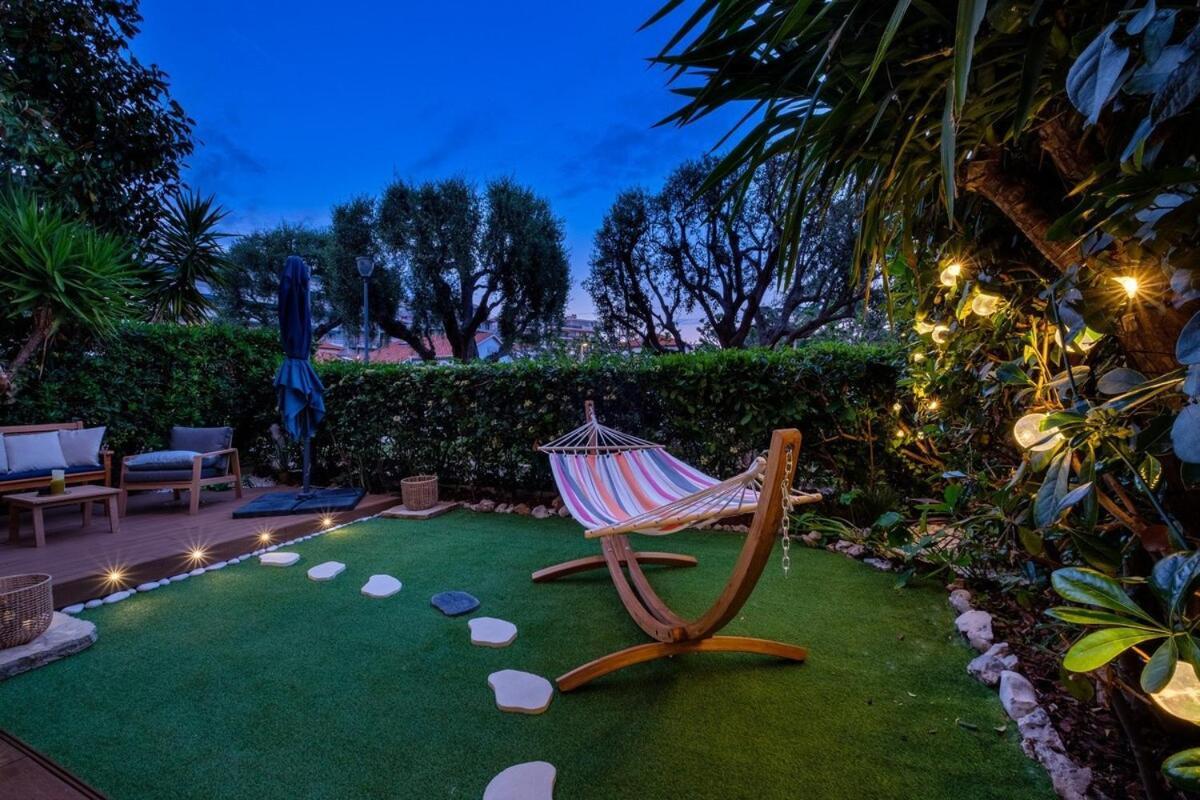 カーニュ・シュル・メールLe Riviera ~ Jardin ~ Parking ~ Climatisationアパートメント エクステリア 写真